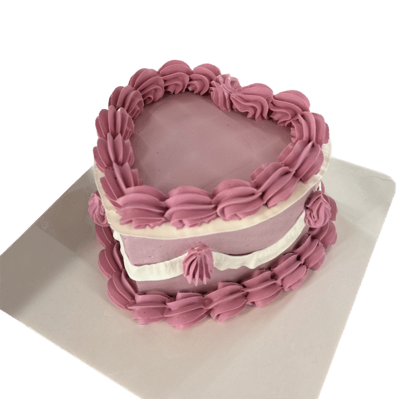 Vintage Heart Fresh Cream Cake